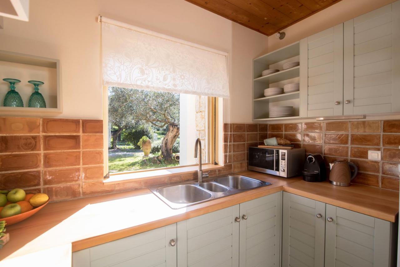 Villa Lithia Áno Korakiána エクステリア 写真